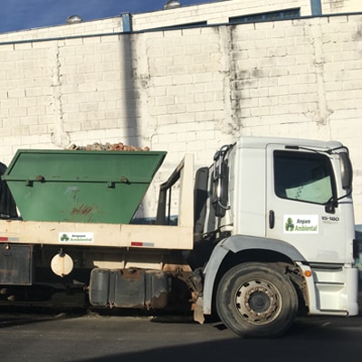 Veículos para Transporte de Resíduos